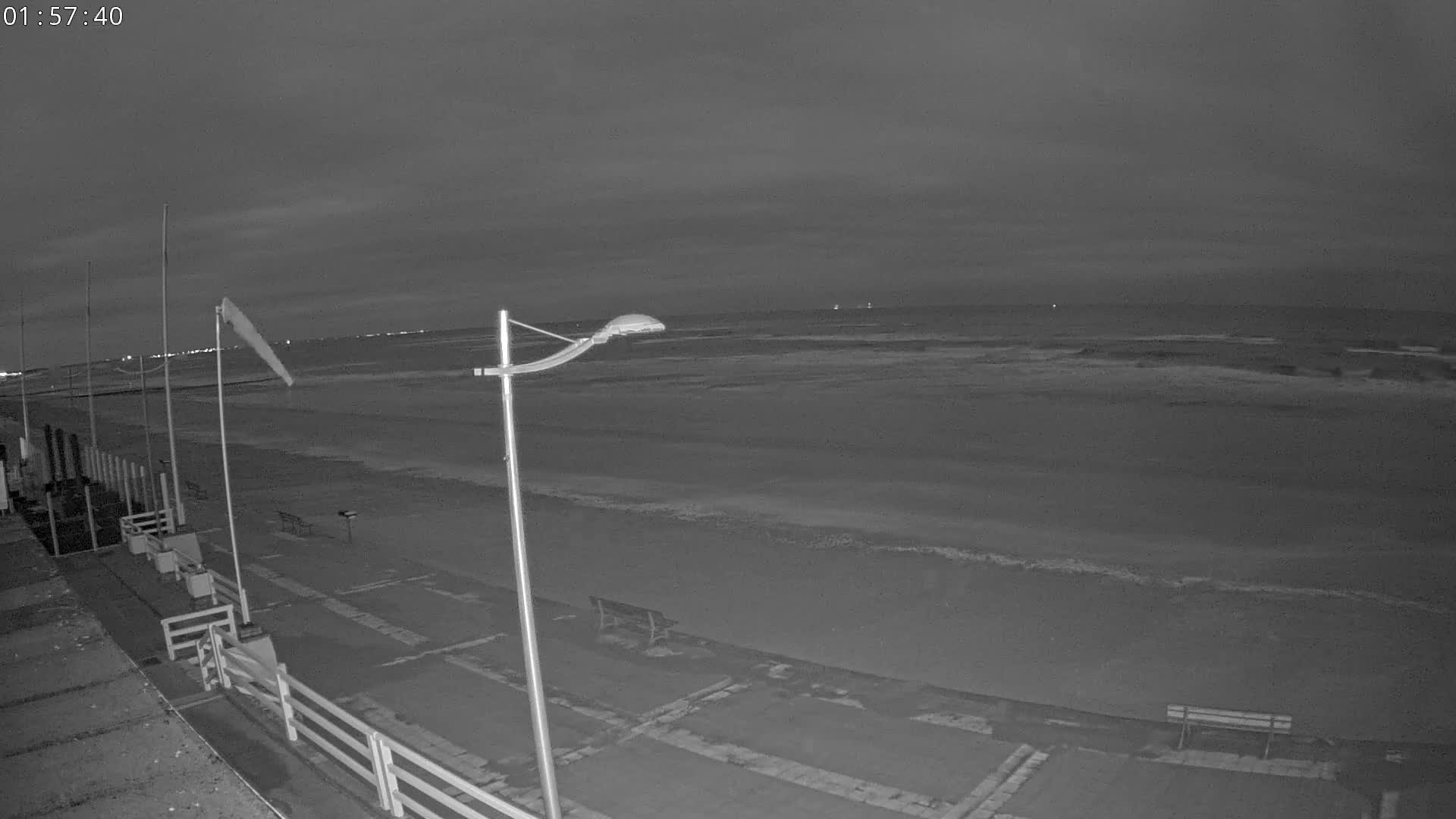Plage de Houlgate Beach Live Cam - Lisieux, Calvados, Normandie, France