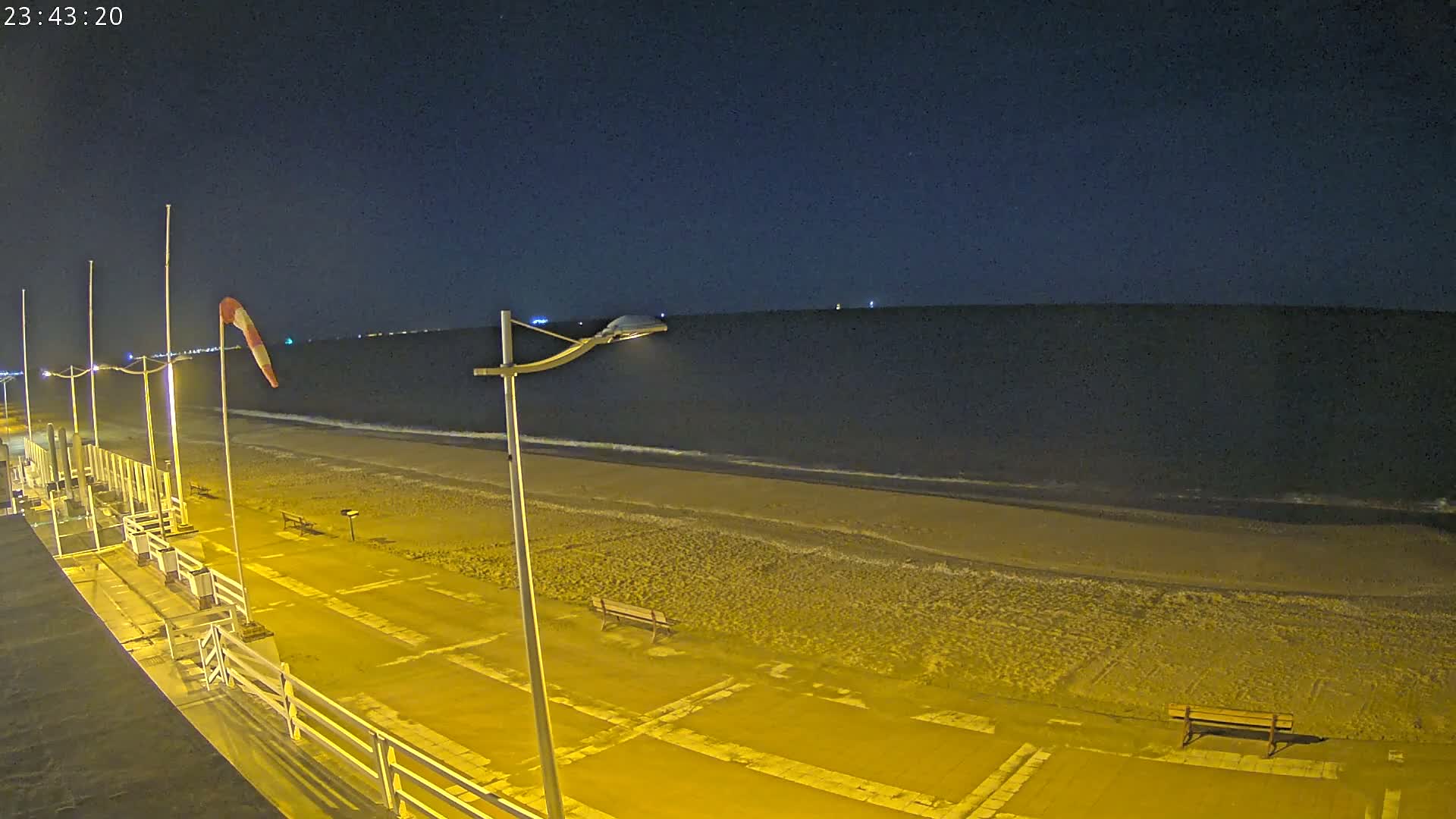 Plage de Houlgate Beach Live Cam - Lisieux, Calvados, Normandie, France