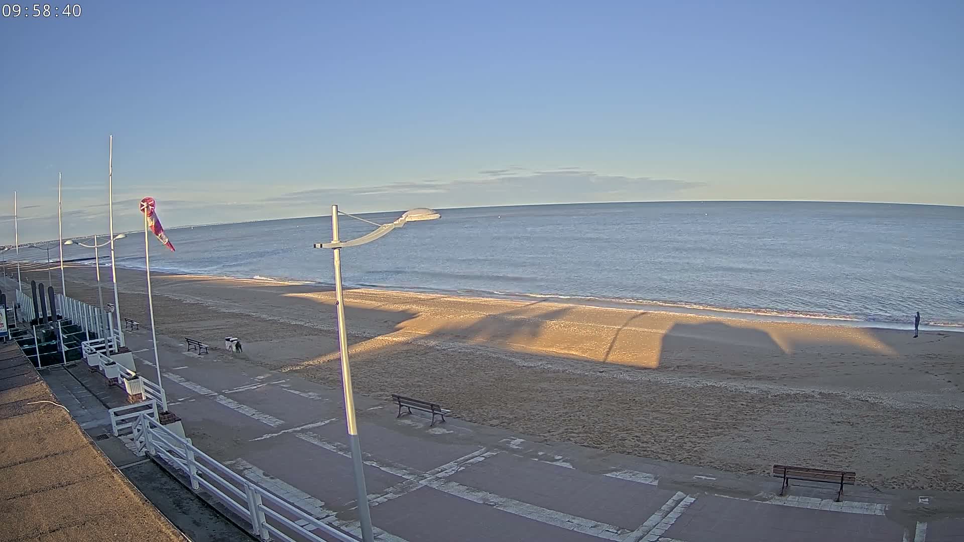 Plage de Houlgate Beach Live Cam - Lisieux, Calvados, Normandie, France