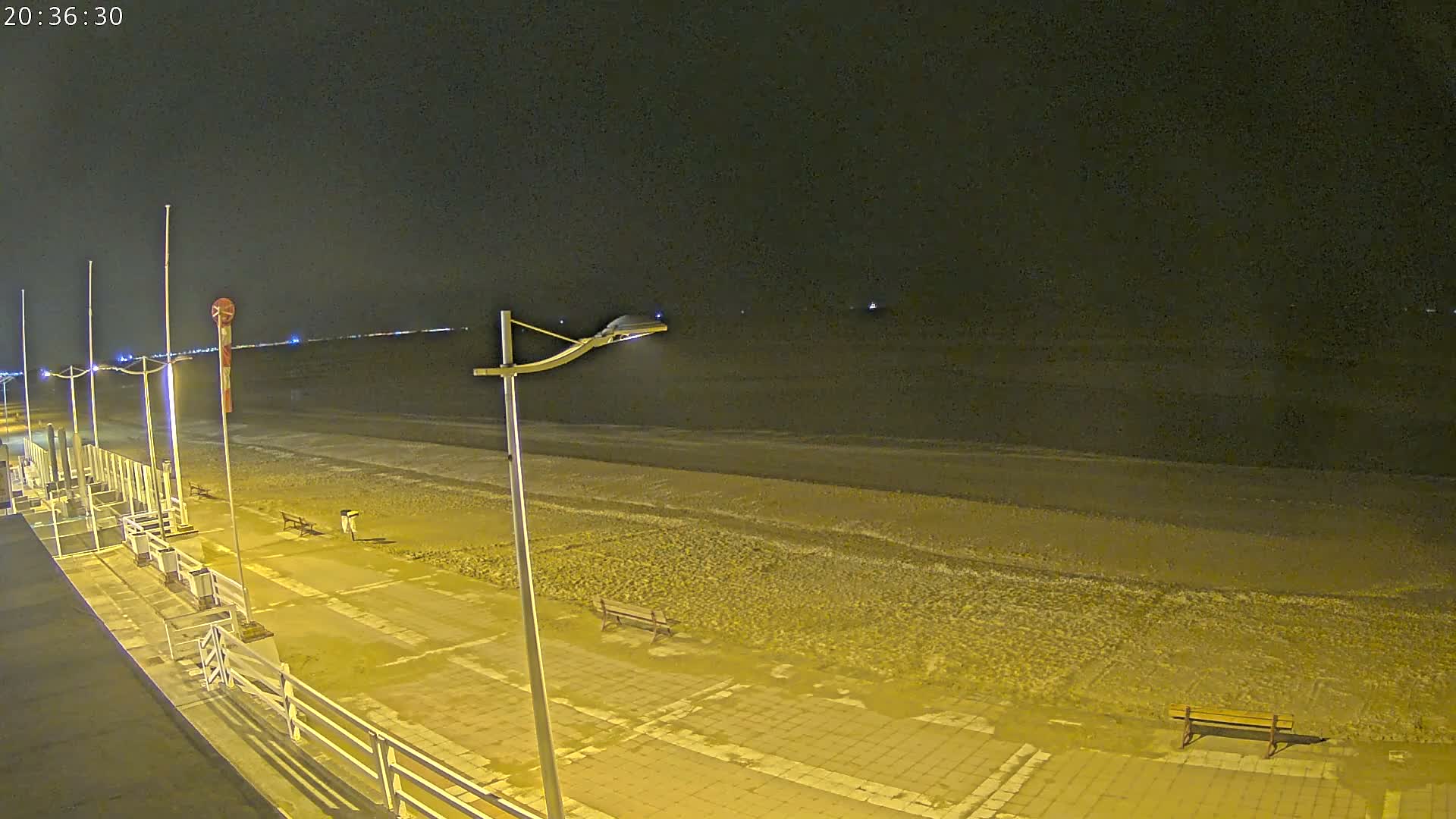 Plage de Houlgate Beach Live Cam - Lisieux, Calvados, Normandie, France