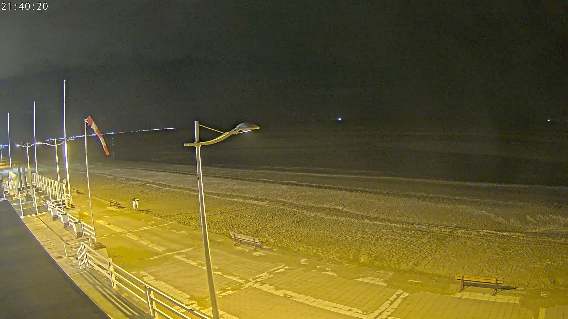 Plage de Houlgate Beach Live Cam - Lisieux, Calvados, Normandie, France