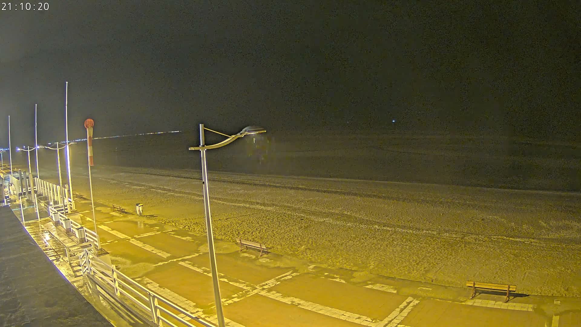 Plage de Houlgate Beach Live Cam - Lisieux, Calvados, Normandie, France