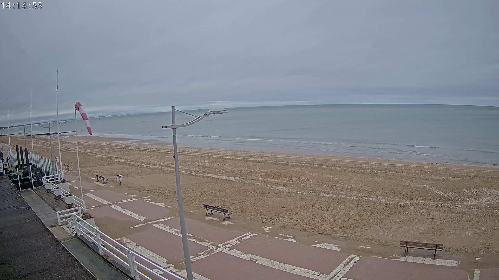 Plage de Houlgate Beach Live Cam - Lisieux, Calvados, Normandie, France