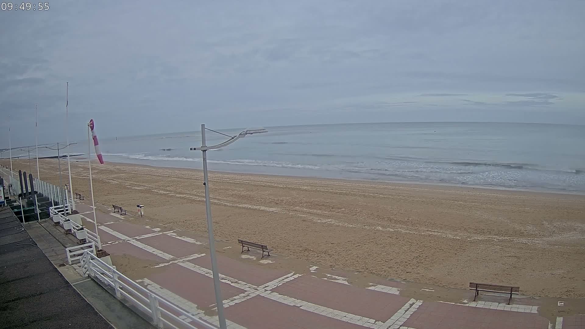 Plage de Houlgate Beach Live Cam - Lisieux, Calvados, Normandie, France