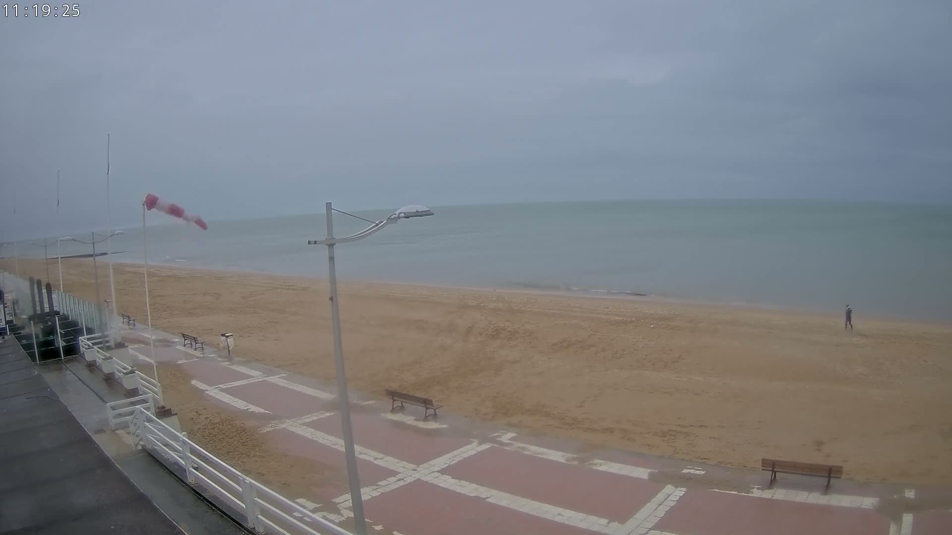 Plage de Houlgate Beach Live Cam - Lisieux, Calvados, Normandie, France