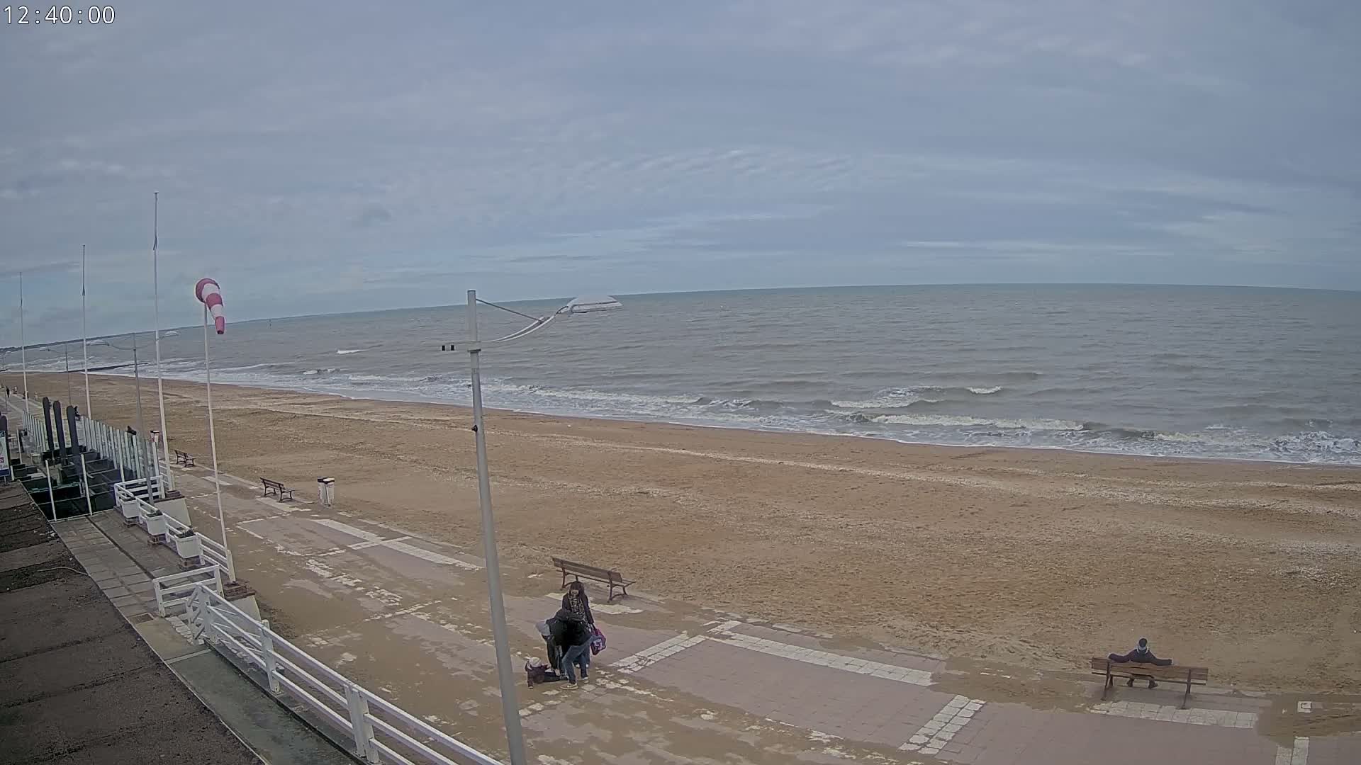 Plage de Houlgate Beach Live Cam - Lisieux, Calvados, Normandie, France