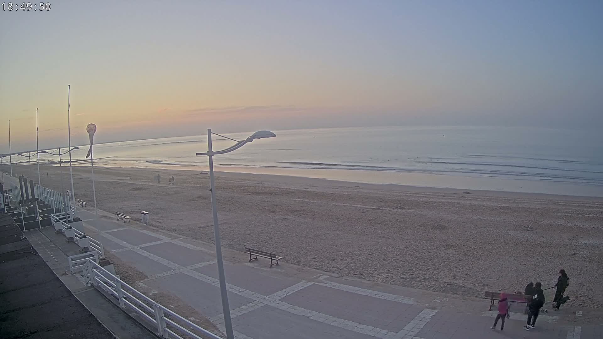 Plage de Houlgate Beach Live Cam - Lisieux, Calvados, Normandie, France