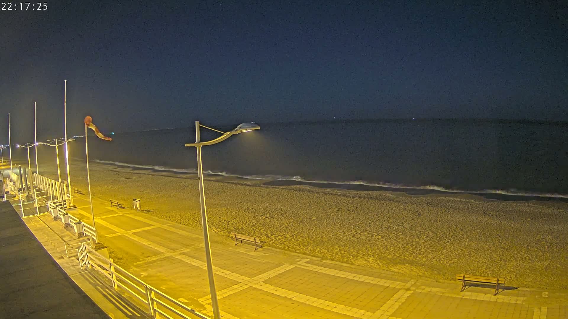 Plage de Houlgate Beach Live Cam - Lisieux, Calvados, Normandie, France