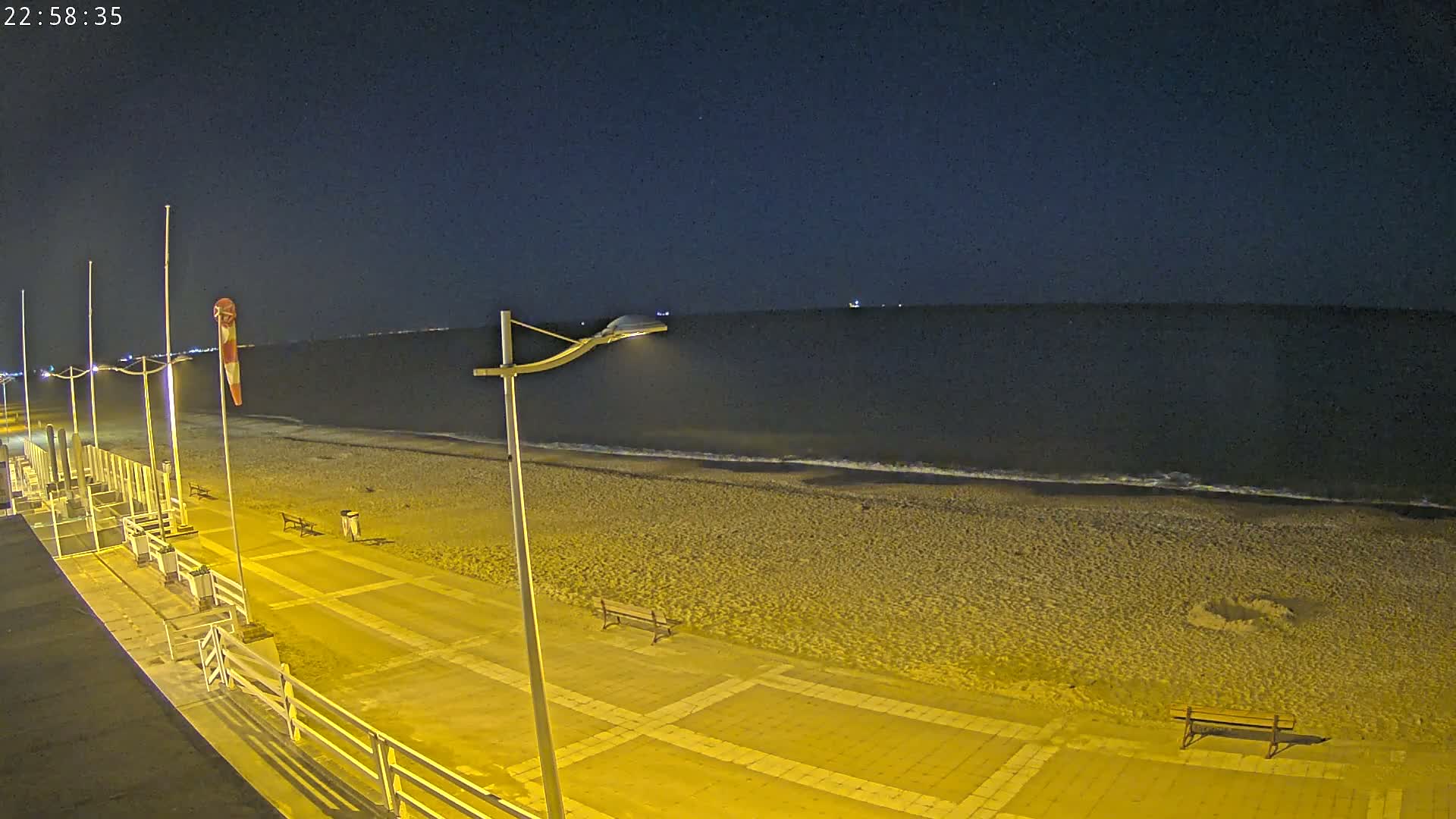 Plage de Houlgate Beach Live Cam - Lisieux, Calvados, Normandie, France