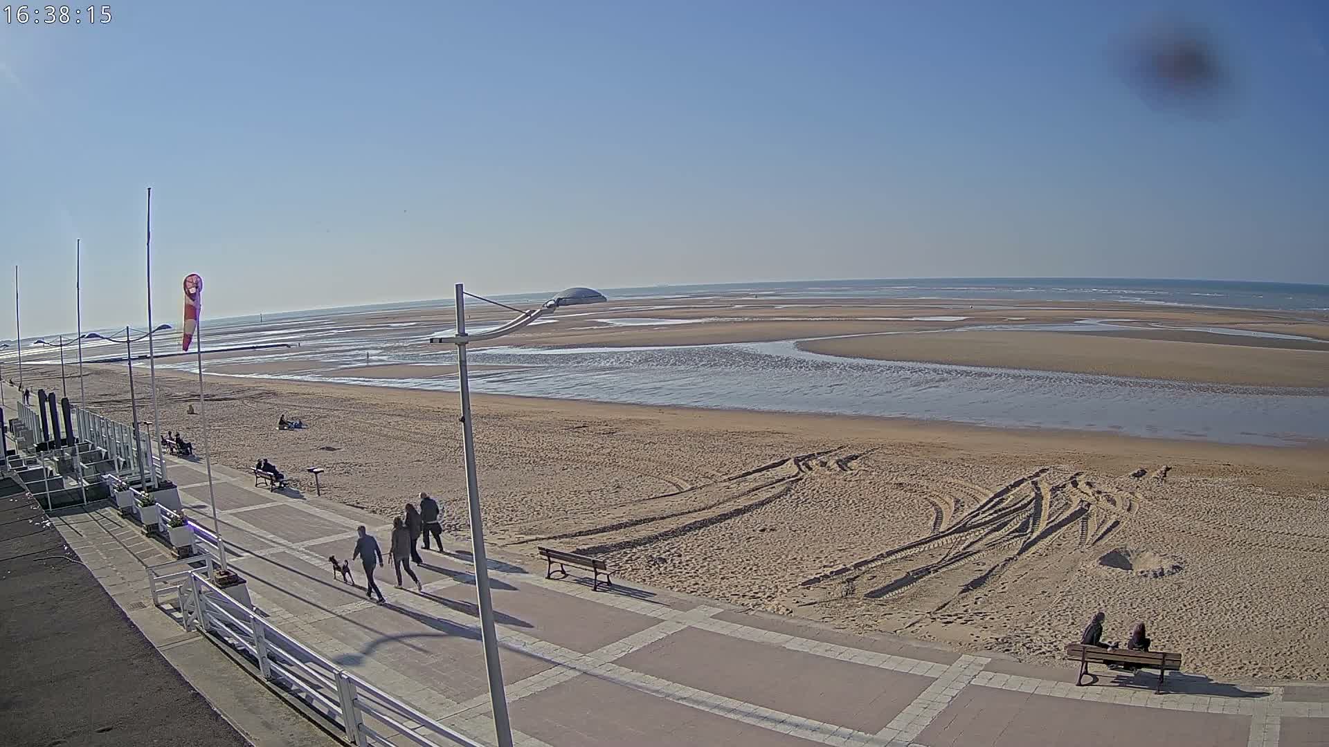 Plage de Houlgate Beach Live Cam - Lisieux, Calvados, Normandie, France
