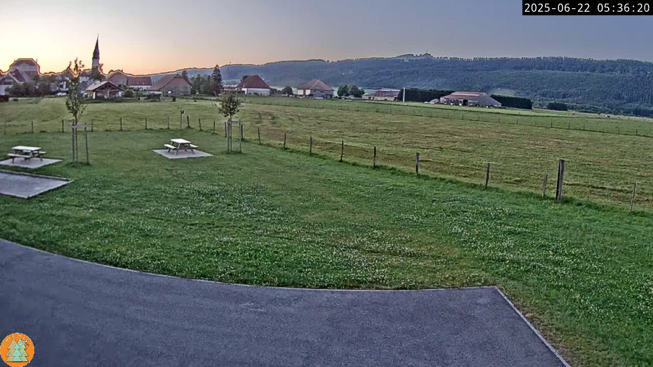 Arc-sous-Cicon Village Live Cam - Pontarlier, Doubs, Bourgogne-Franche-Comte, France