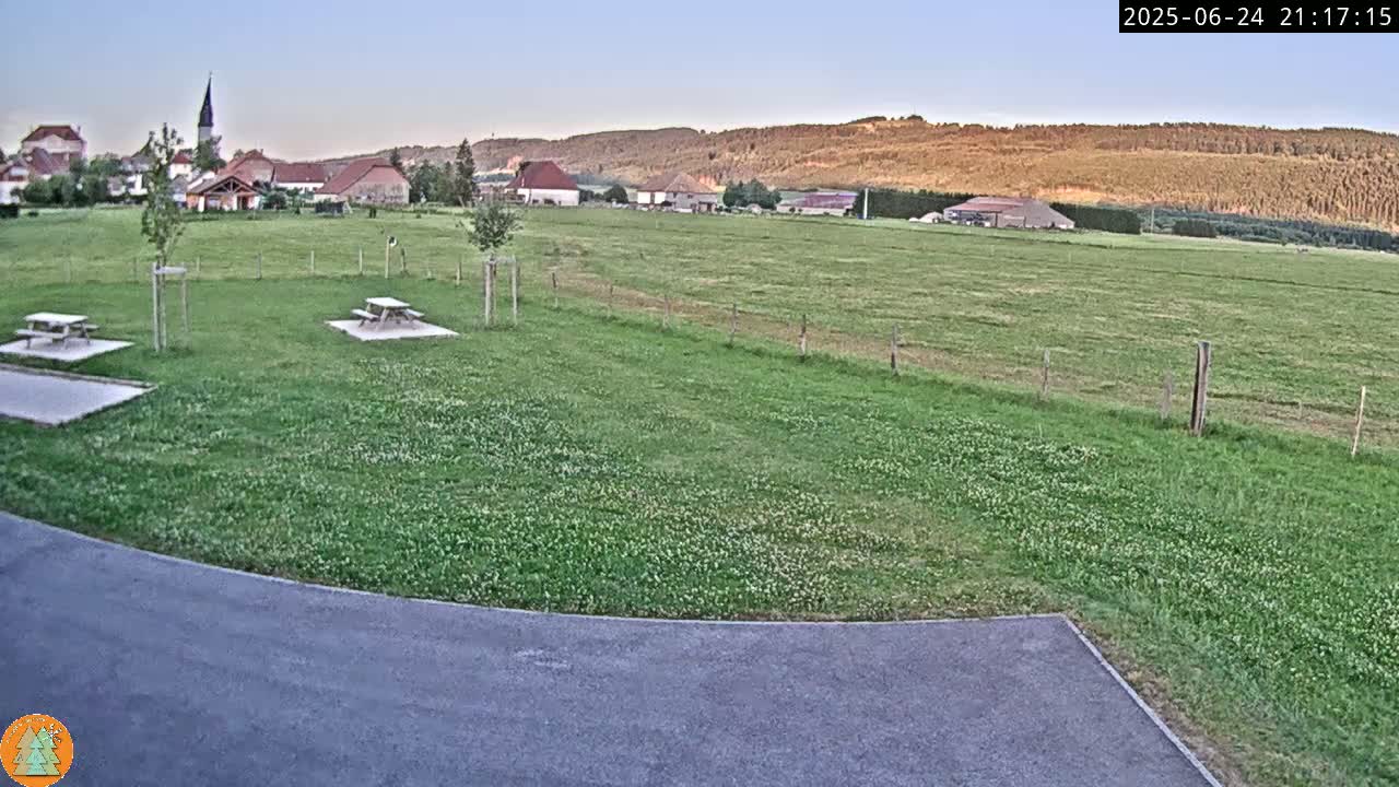 Arc-sous-Cicon Village Live Cam - Pontarlier, Doubs, Bourgogne-Franche-Comte, France