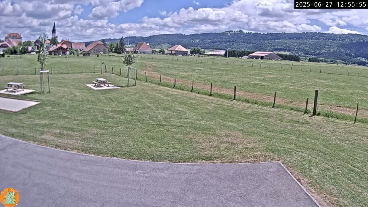 Arc-sous-Cicon Village Live Cam - Pontarlier, Doubs, Bourgogne-Franche-Comte, France