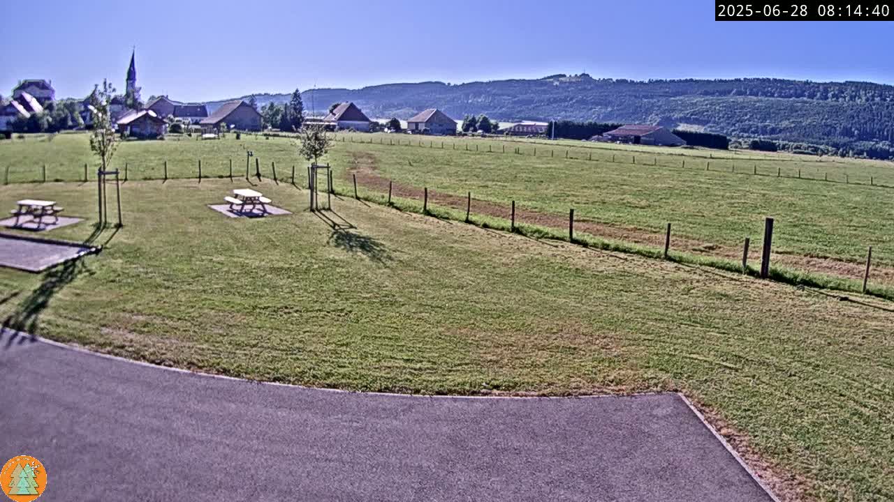 Arc-sous-Cicon Village Live Cam - Pontarlier, Doubs, Bourgogne-Franche-Comte, France