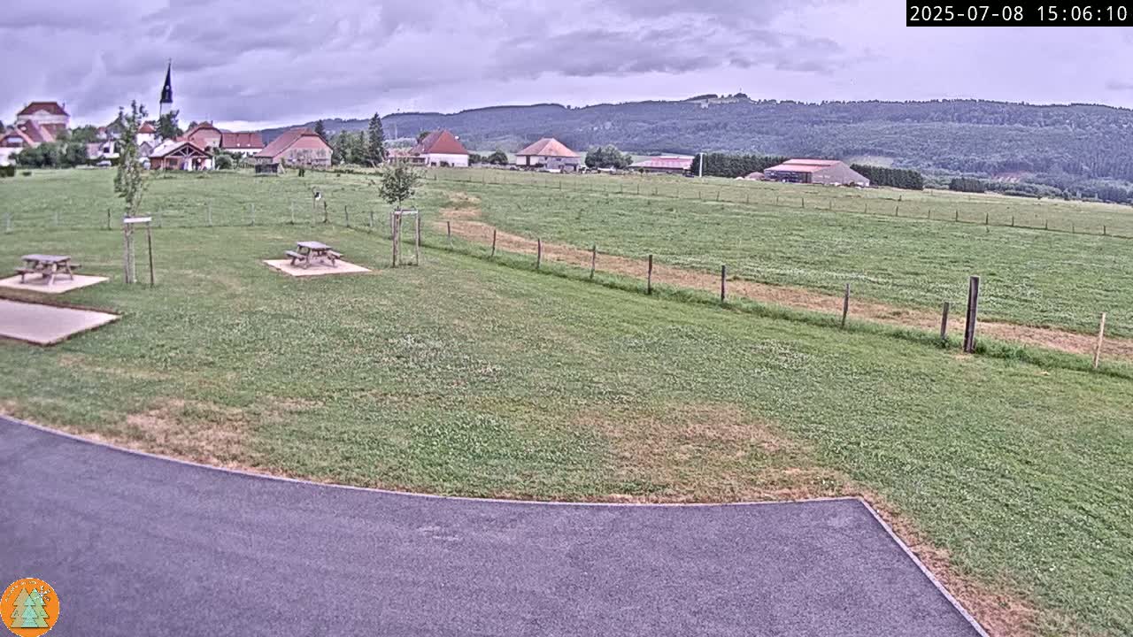 Arc-sous-Cicon Village Live Cam - Pontarlier, Doubs, Bourgogne-Franche-Comte, France