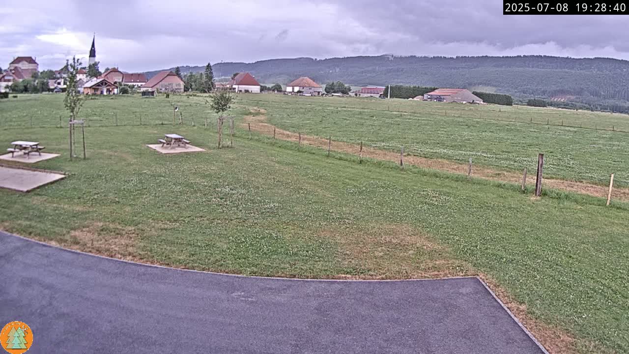 Arc-sous-Cicon Village Live Cam - Pontarlier, Doubs, Bourgogne-Franche-Comte, France