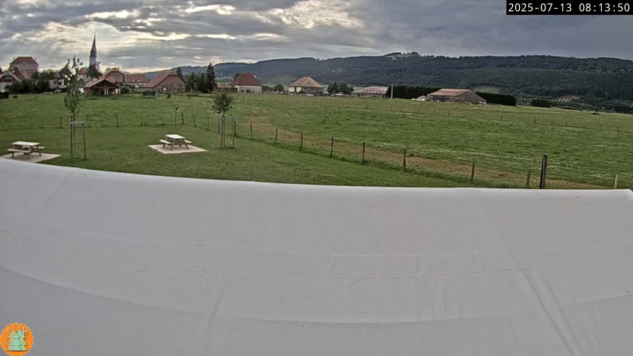Arc-sous-Cicon Village Live Cam - Pontarlier, Doubs, Bourgogne-Franche-Comte, France