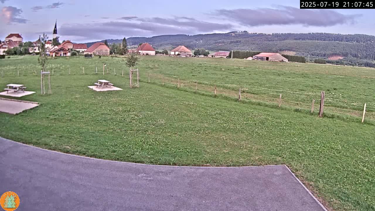 Arc-sous-Cicon Village Live Cam - Pontarlier, Doubs, Bourgogne-Franche-Comte, France