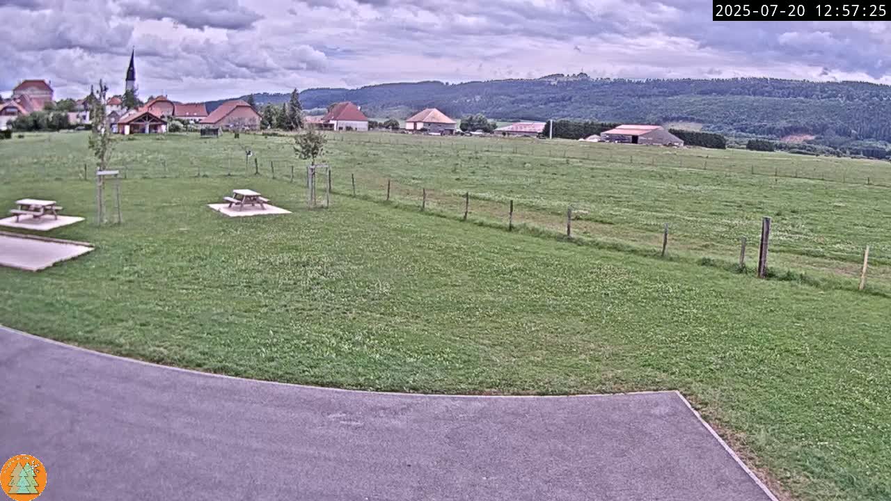 Arc-sous-Cicon Village Live Cam - Pontarlier, Doubs, Bourgogne-Franche-Comte, France