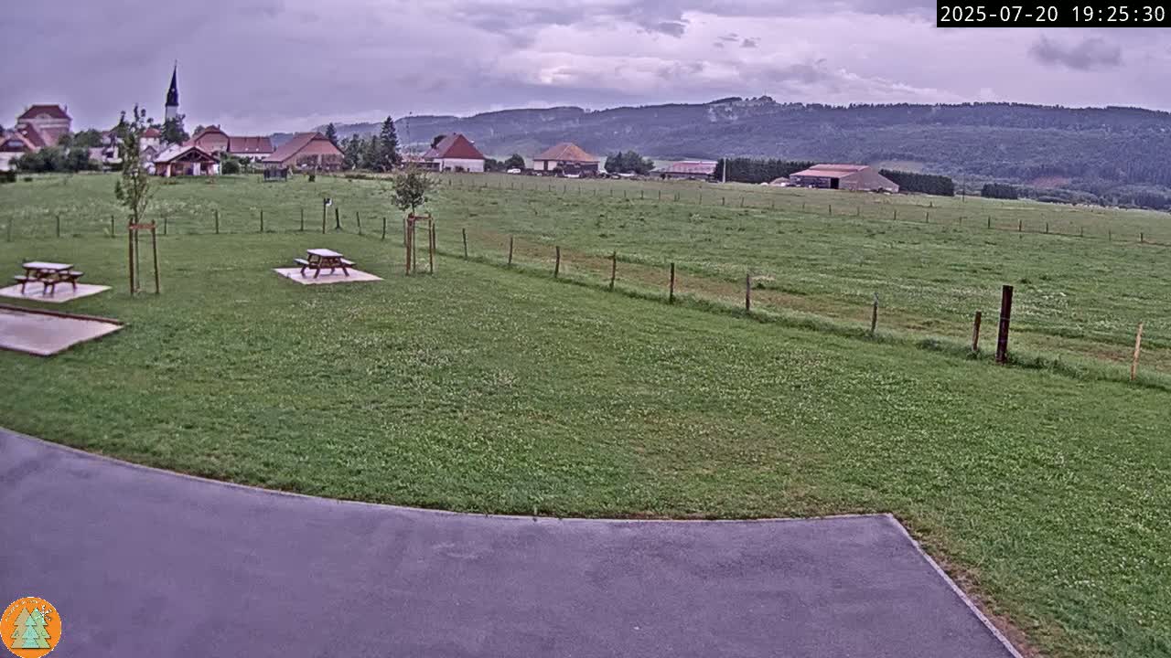 Arc-sous-Cicon Village Live Cam - Pontarlier, Doubs, Bourgogne-Franche-Comte, France