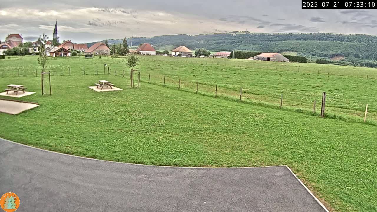 Arc-sous-Cicon Village Live Cam - Pontarlier, Doubs, Bourgogne-Franche-Comte, France