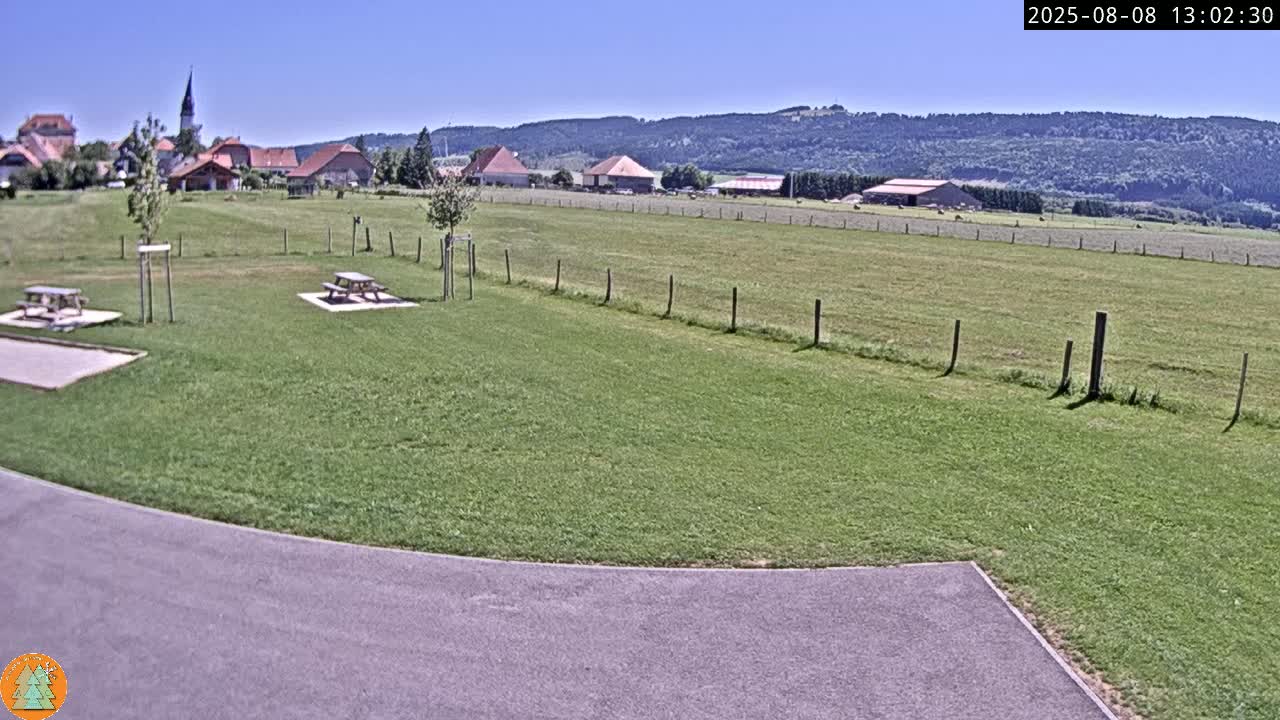Arc-sous-Cicon Village Live Cam - Pontarlier, Doubs, Bourgogne-Franche-Comte, France