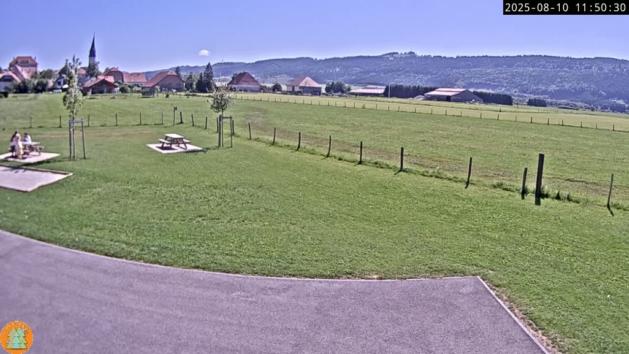 Arc-sous-Cicon Village Live Cam - Pontarlier, Doubs, Bourgogne-Franche-Comte, France