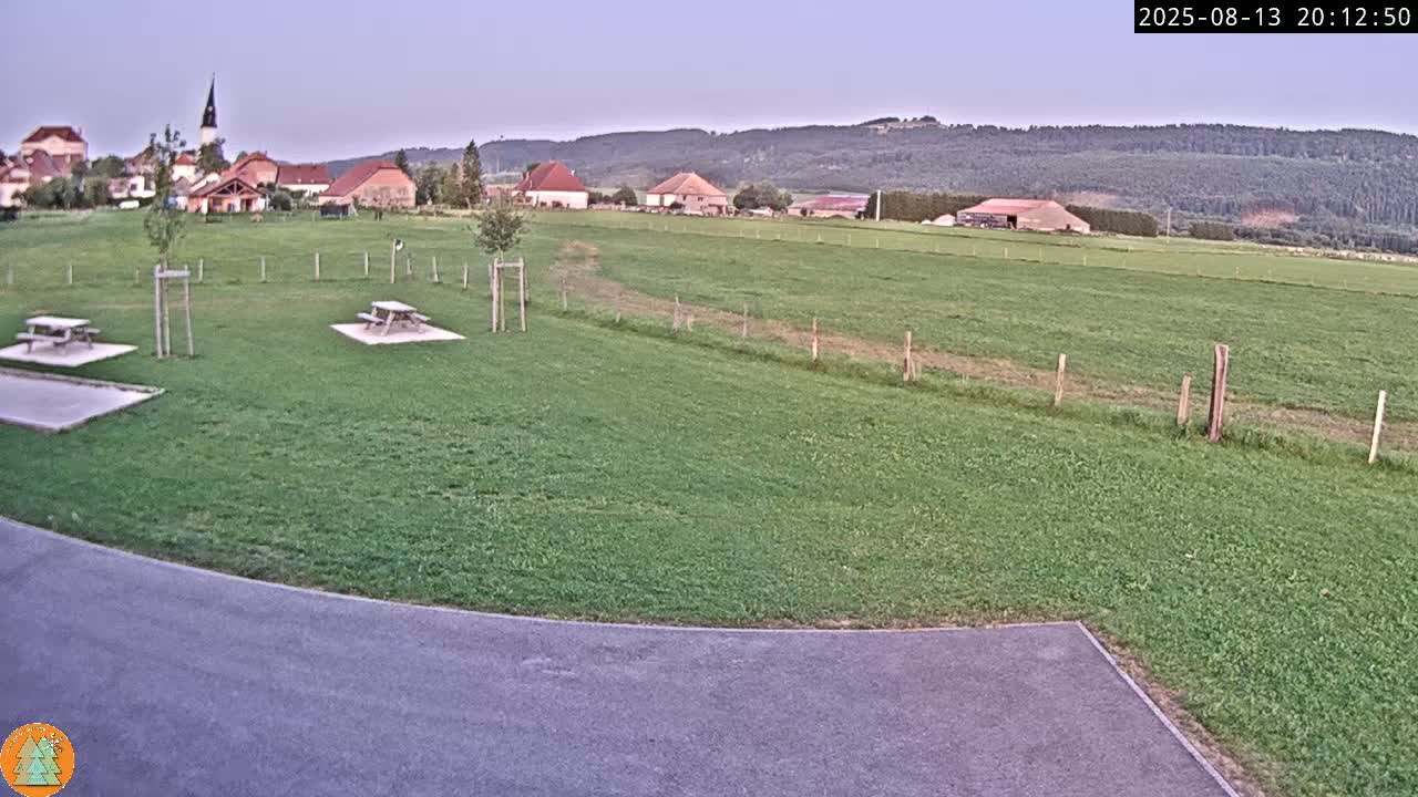 Arc-sous-Cicon Village Live Cam - Pontarlier, Doubs, Bourgogne-Franche-Comte, France