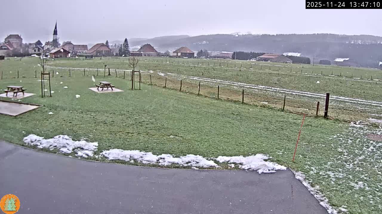Arc-sous-Cicon Village Live Cam - Pontarlier, Doubs, Bourgogne-Franche-Comte, France