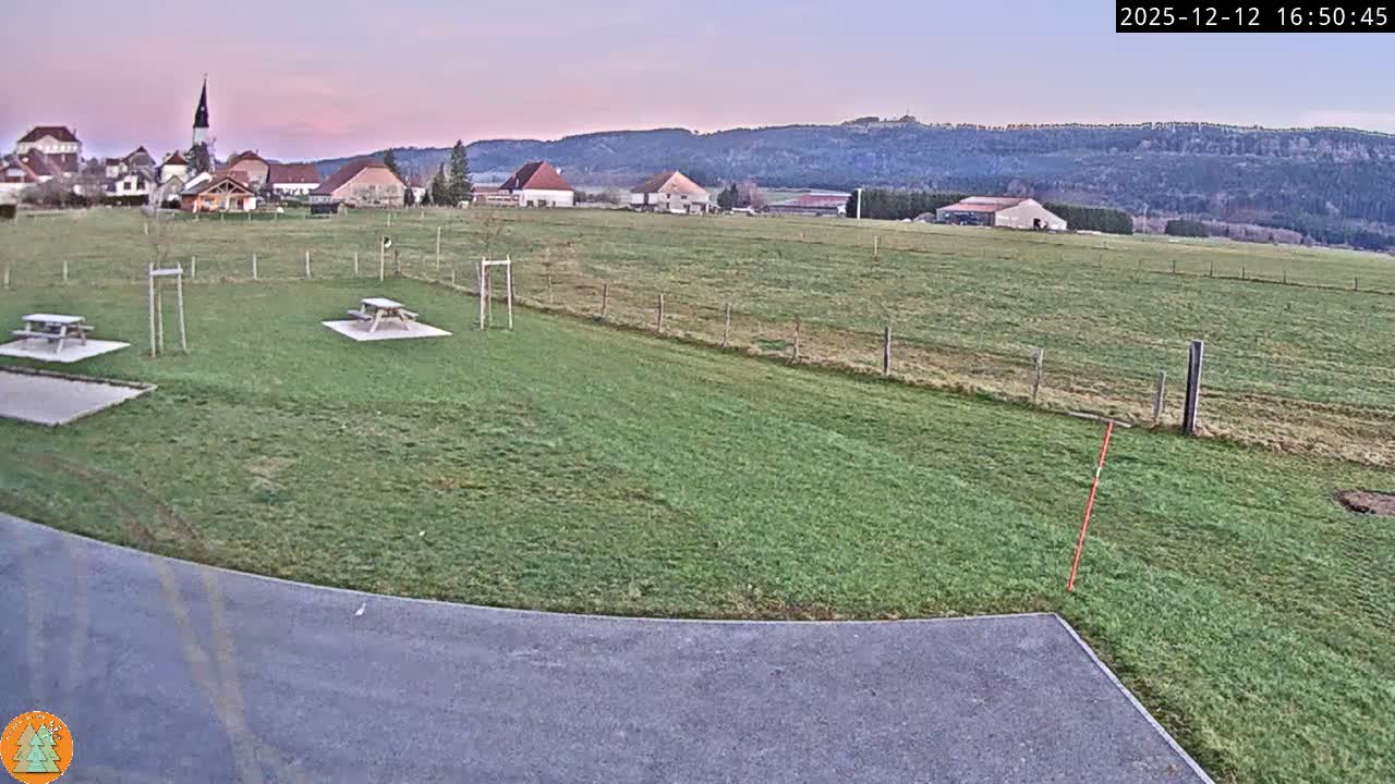 Arc-sous-Cicon Village Live Cam - Pontarlier, Doubs, Bourgogne-Franche-Comte, France