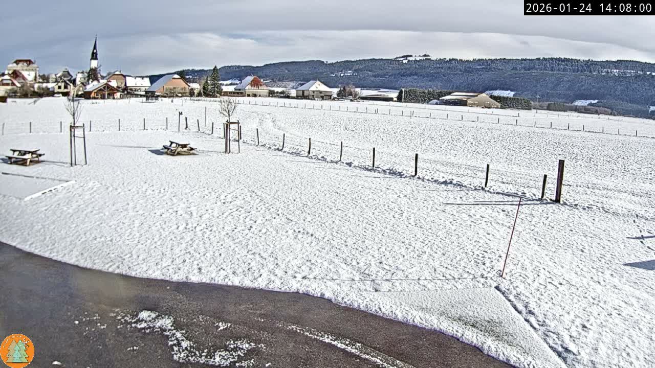 Arc-sous-Cicon Village Live Cam - Pontarlier, Doubs, Bourgogne-Franche-Comte, France