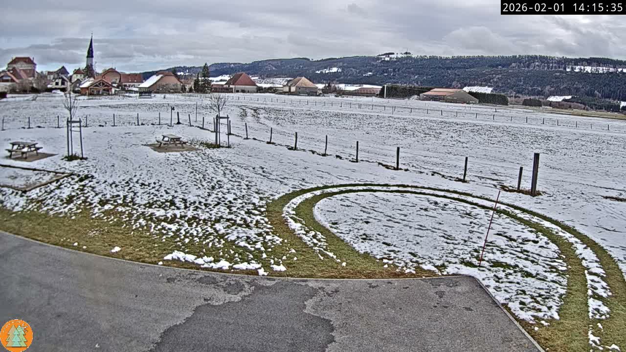 Arc-sous-Cicon Village Live Cam - Pontarlier, Doubs, Bourgogne-Franche-Comte, France