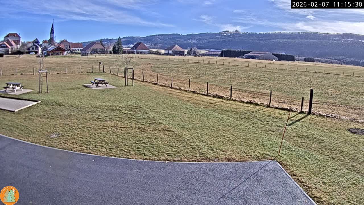 Arc-sous-Cicon Village Live Cam - Pontarlier, Doubs, Bourgogne-Franche-Comte, France