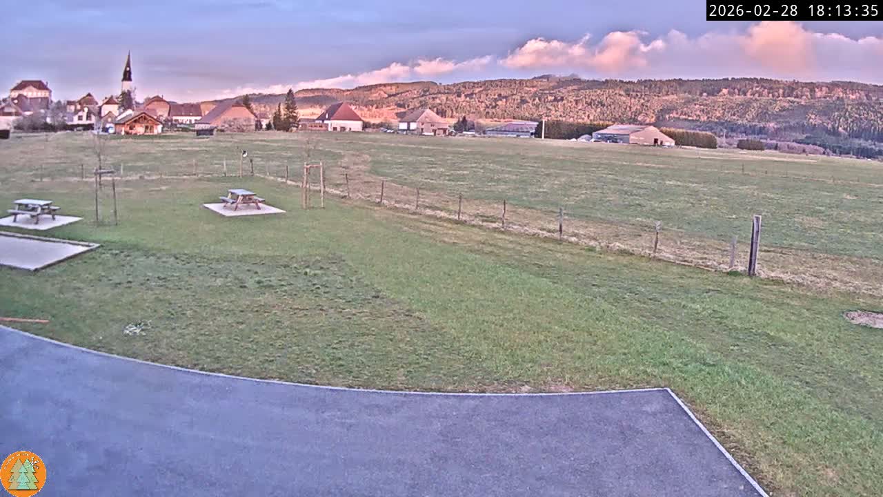 Arc-sous-Cicon Village Live Cam - Pontarlier, Doubs, Bourgogne-Franche-Comte, France