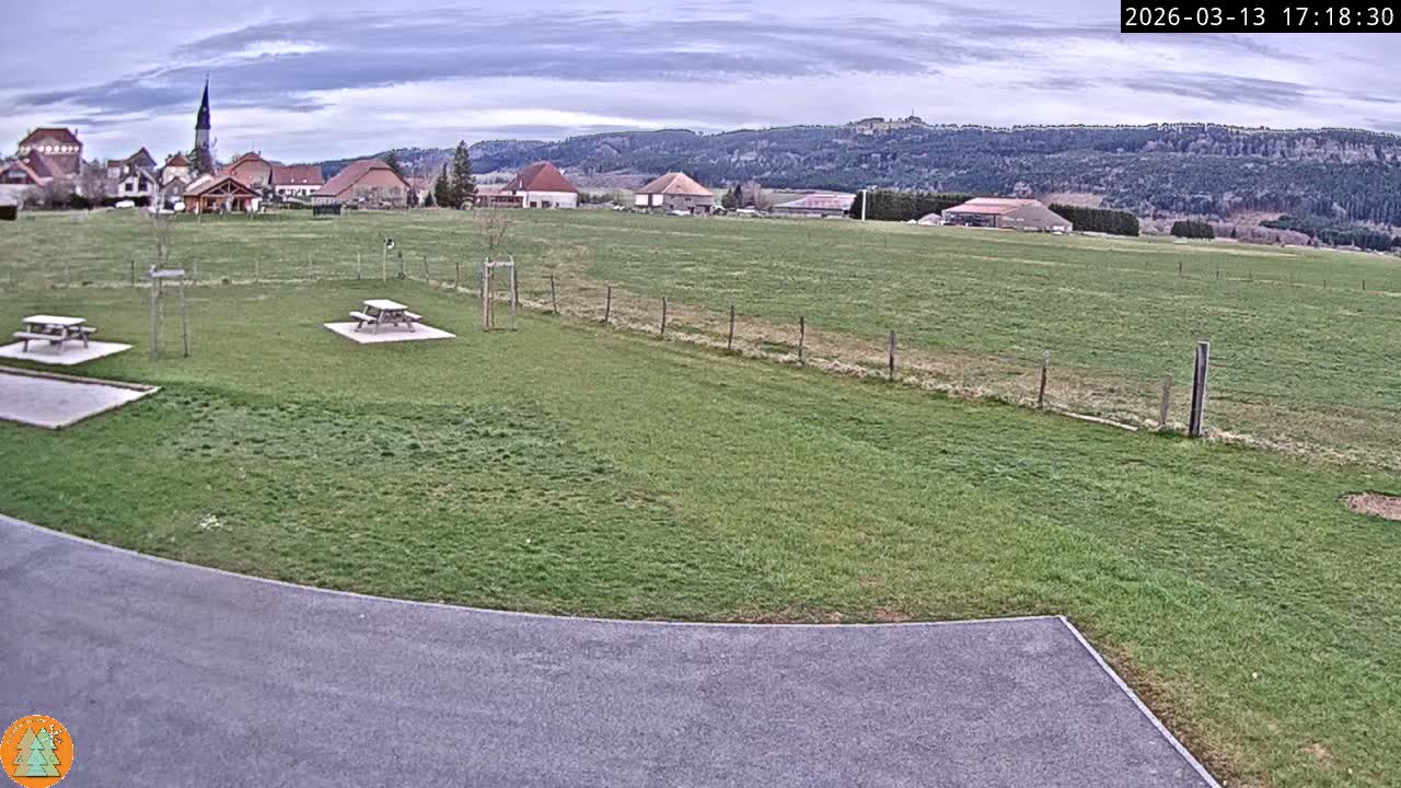 Arc-sous-Cicon Village Live Cam - Pontarlier, Doubs, Bourgogne-Franche-Comte, France
