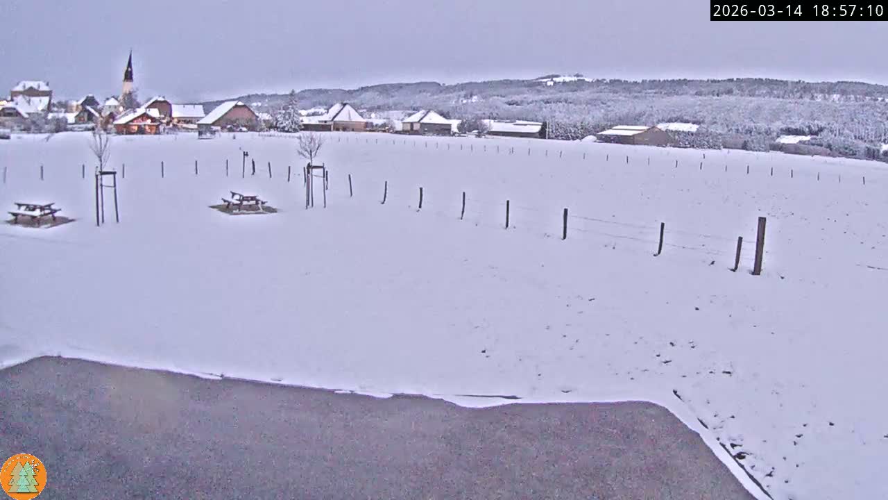 Arc-sous-Cicon Village Live Cam - Pontarlier, Doubs, Bourgogne-Franche-Comte, France