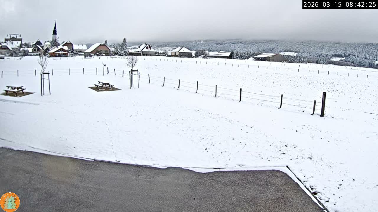 Arc-sous-Cicon Village Live Cam - Pontarlier, Doubs, Bourgogne-Franche-Comte, France
