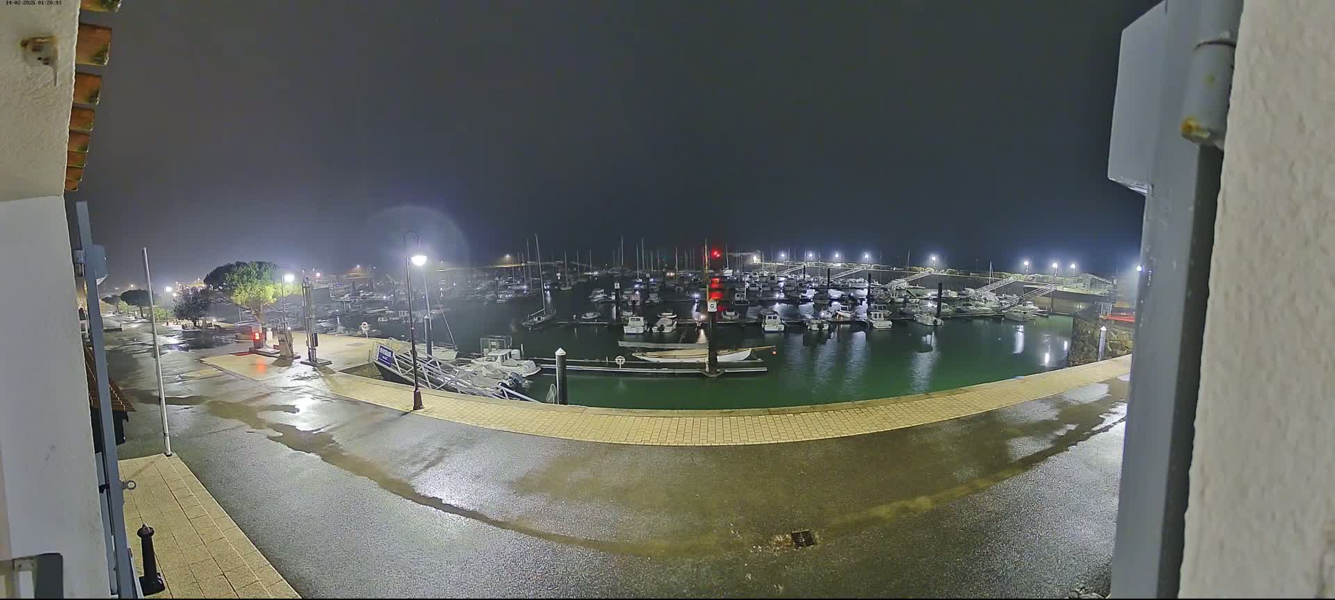 Noirmoutier, L'Herbaudiere Marine Live Cam - Les Sables-d'Olonne, Vendee, Pays de la Loire, France