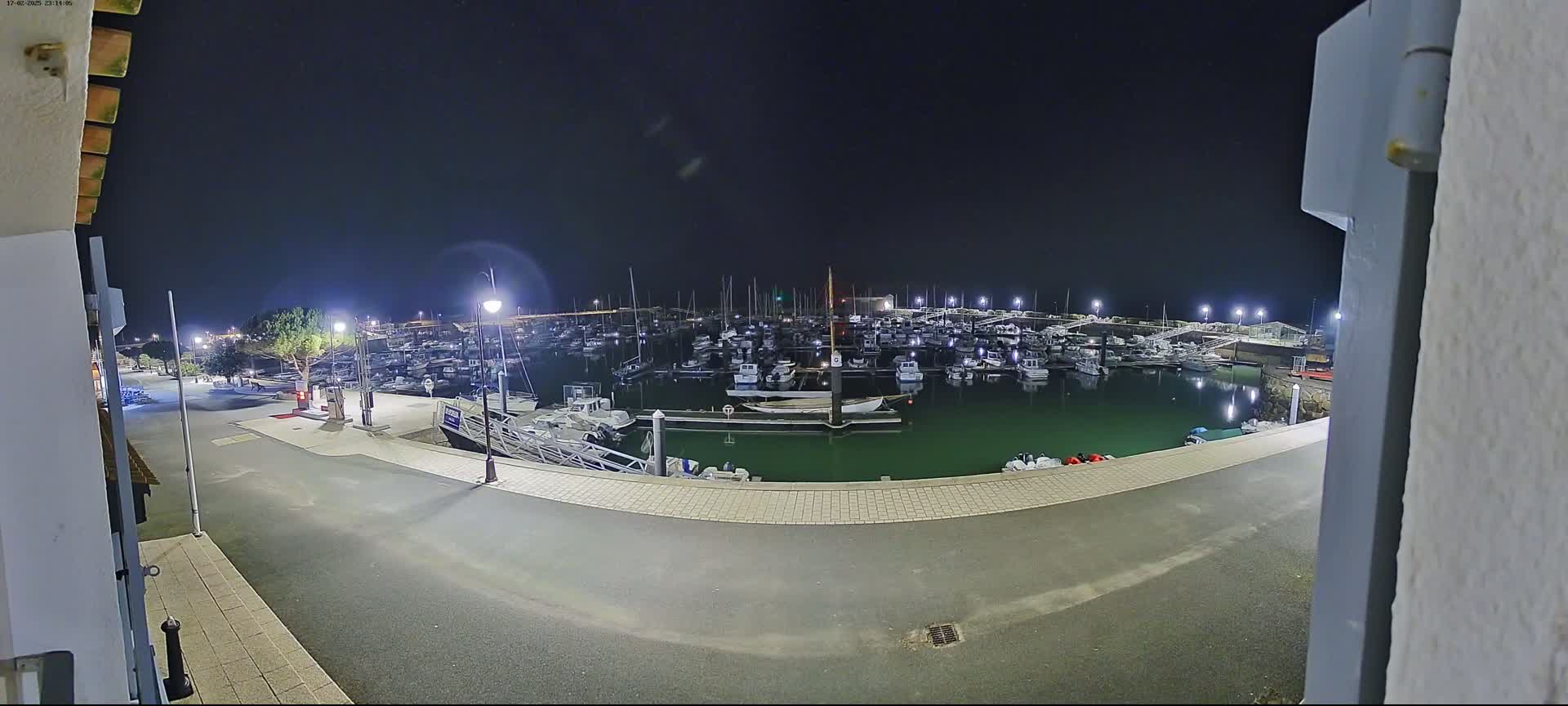Noirmoutier, L'Herbaudiere Marine Live Cam - Les Sables-d'Olonne, Vendee, Pays de la Loire, France