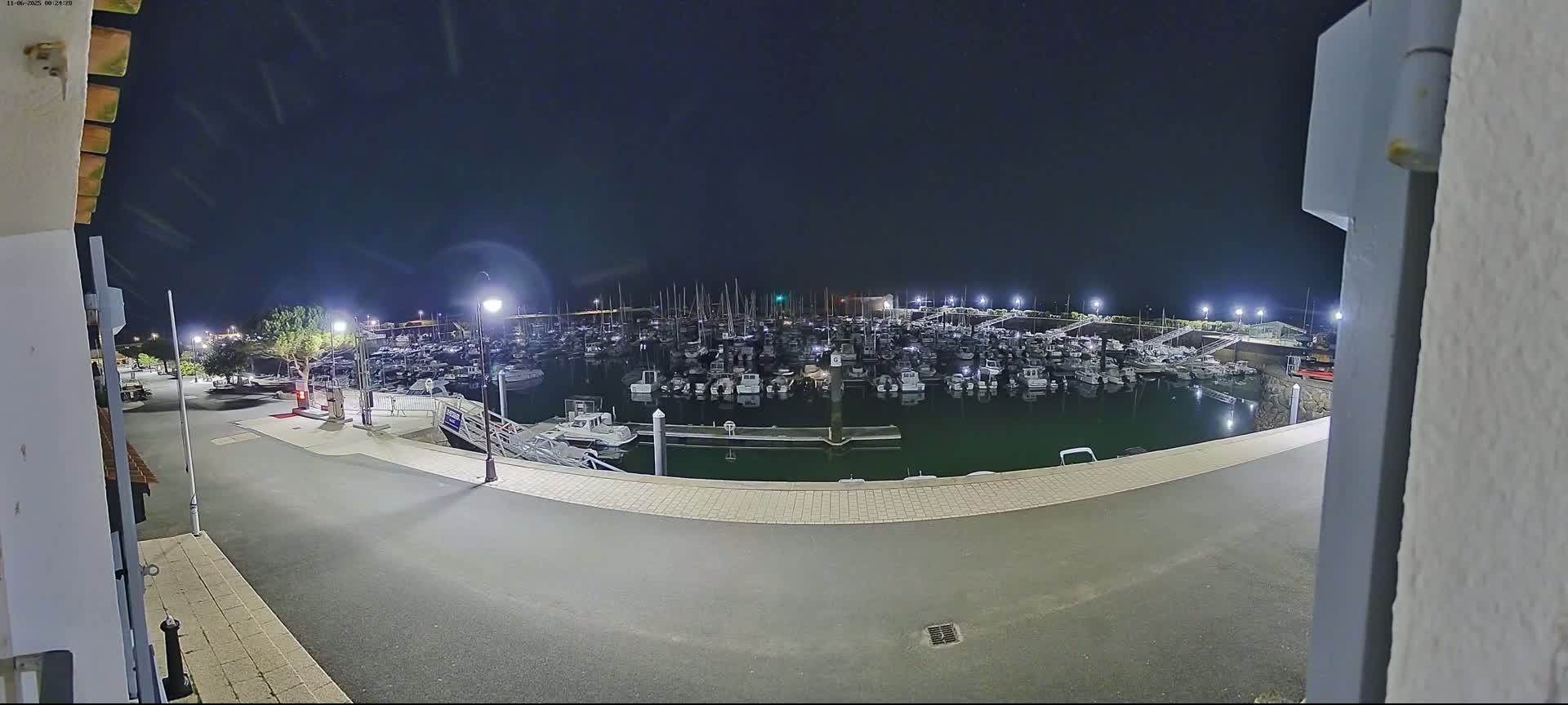 Noirmoutier, L'Herbaudiere Marine Live Cam - Les Sables-d'Olonne, Vendee, Pays de la Loire, France