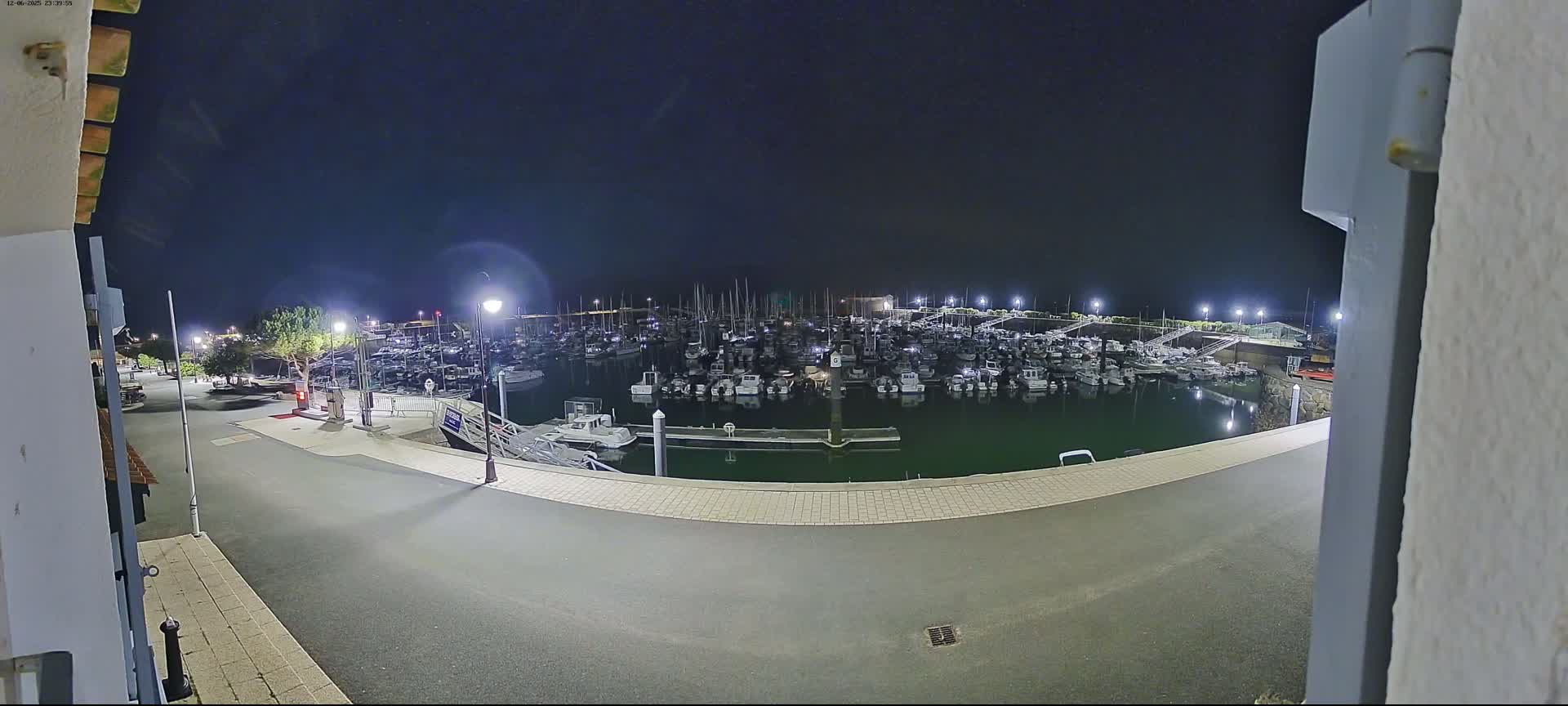 Noirmoutier, L'Herbaudiere Marine Live Cam - Les Sables-d'Olonne, Vendee, Pays de la Loire, France