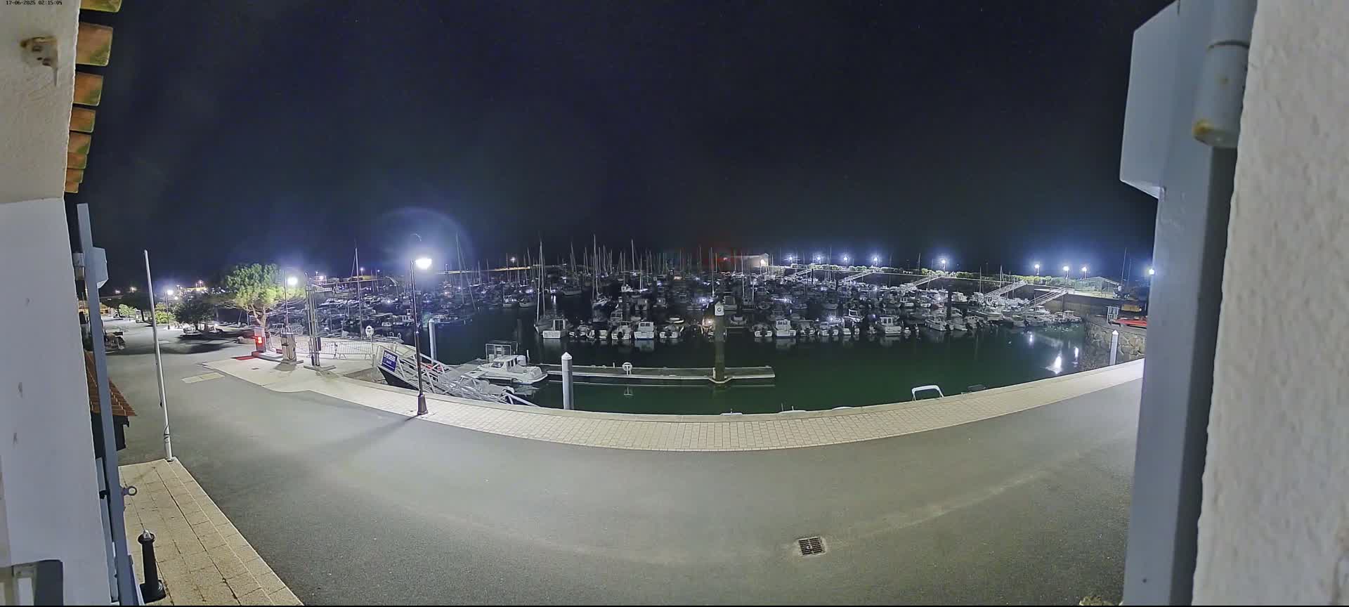 Noirmoutier, L'Herbaudiere Marine Live Cam - Les Sables-d'Olonne, Vendee, Pays de la Loire, France