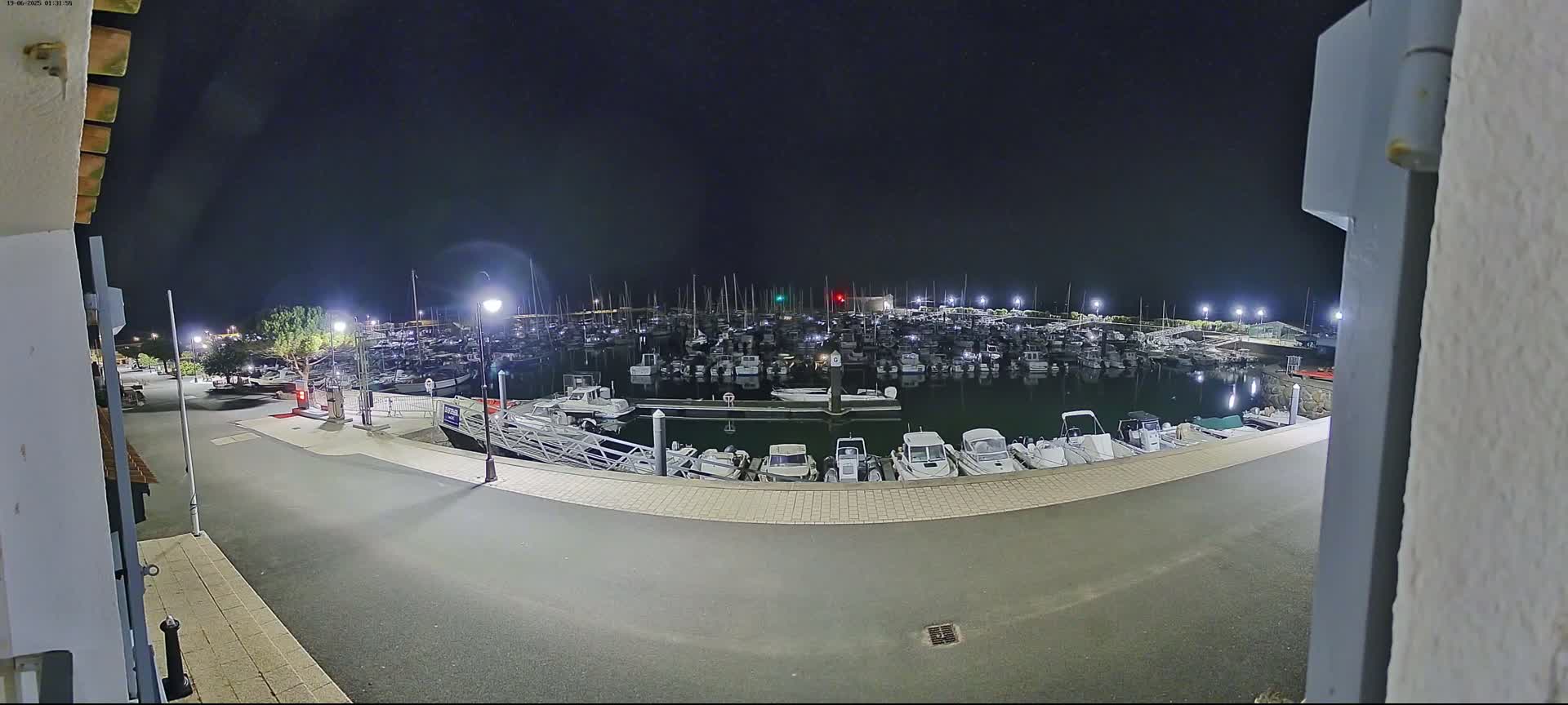 Noirmoutier, L'Herbaudiere Marine Live Cam - Les Sables-d'Olonne, Vendee, Pays de la Loire, France