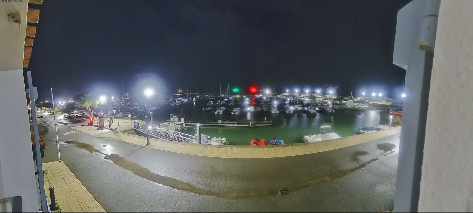 Noirmoutier, L'Herbaudiere Marine Live Cam - Les Sables-d'Olonne, Vendee, Pays de la Loire, France