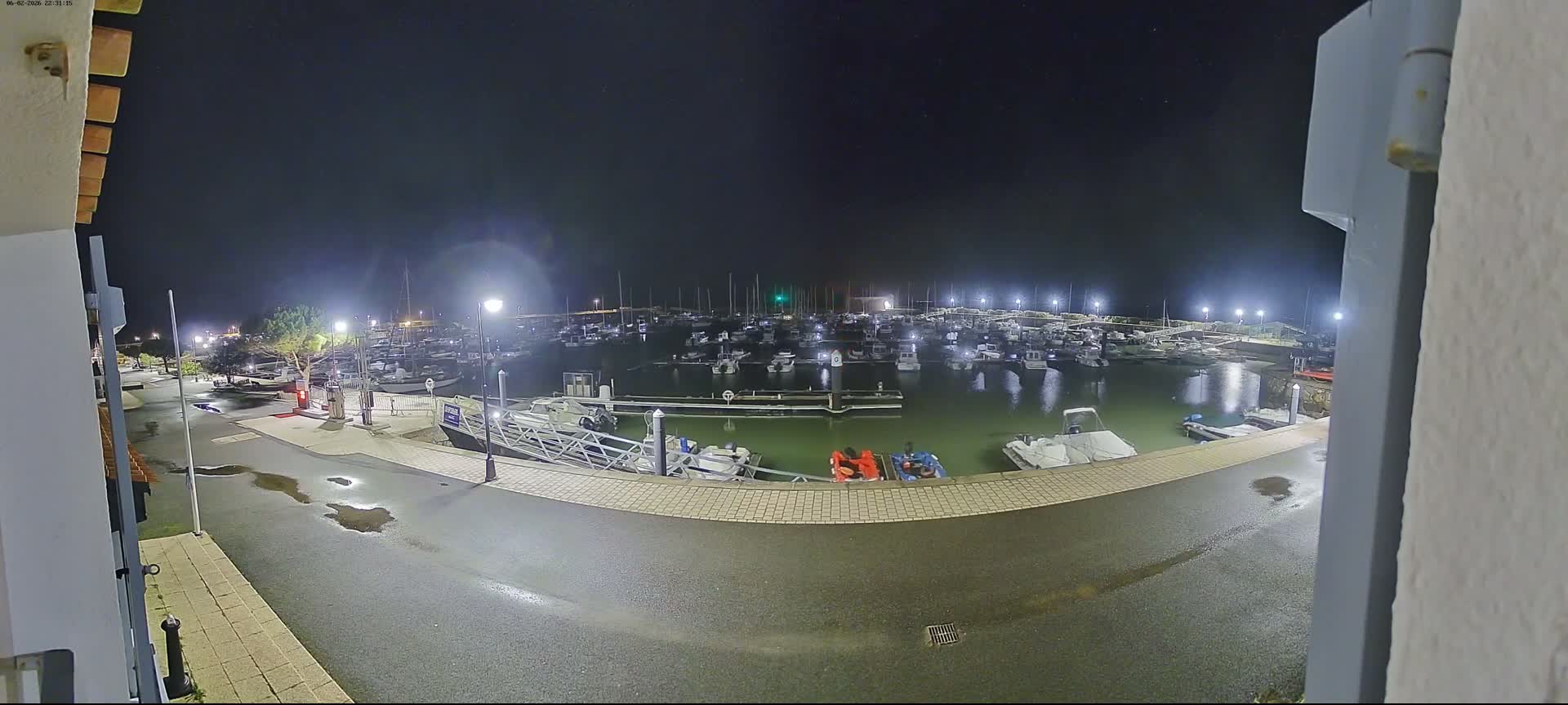 Noirmoutier, L'Herbaudiere Marine Live Cam - Les Sables-d'Olonne, Vendee, Pays de la Loire, France