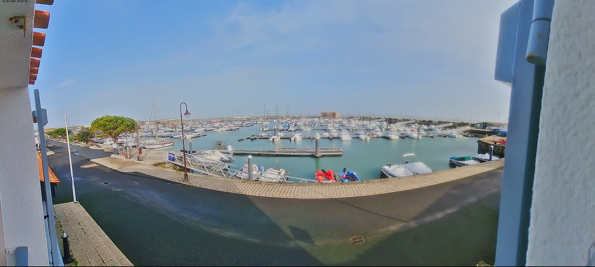 Noirmoutier, L'Herbaudiere Marine Live Cam - Les Sables-d'Olonne, Vendee, Pays de la Loire, France