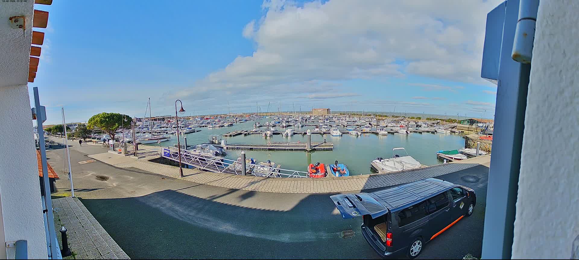 Noirmoutier, L'Herbaudiere Marine Live Cam - Les Sables-d'Olonne, Vendee, Pays de la Loire, France