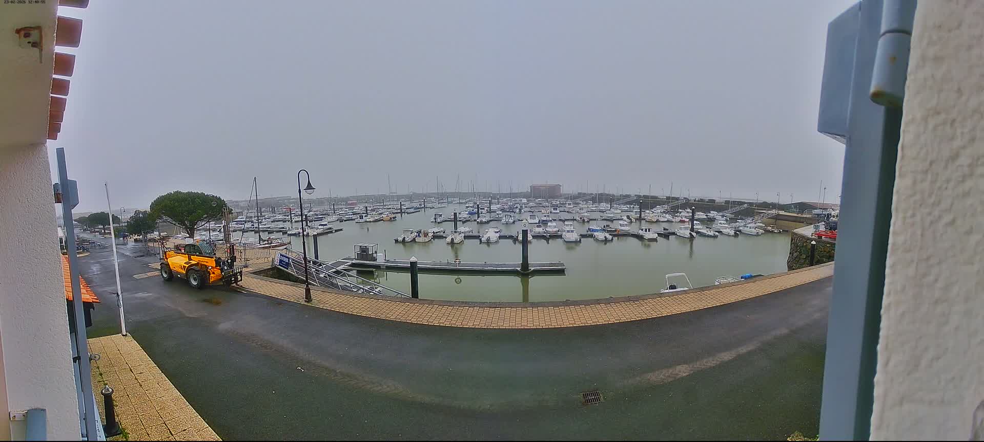 Noirmoutier, L'Herbaudiere Marine Live Cam - Les Sables-d'Olonne, Vendee, Pays de la Loire, France