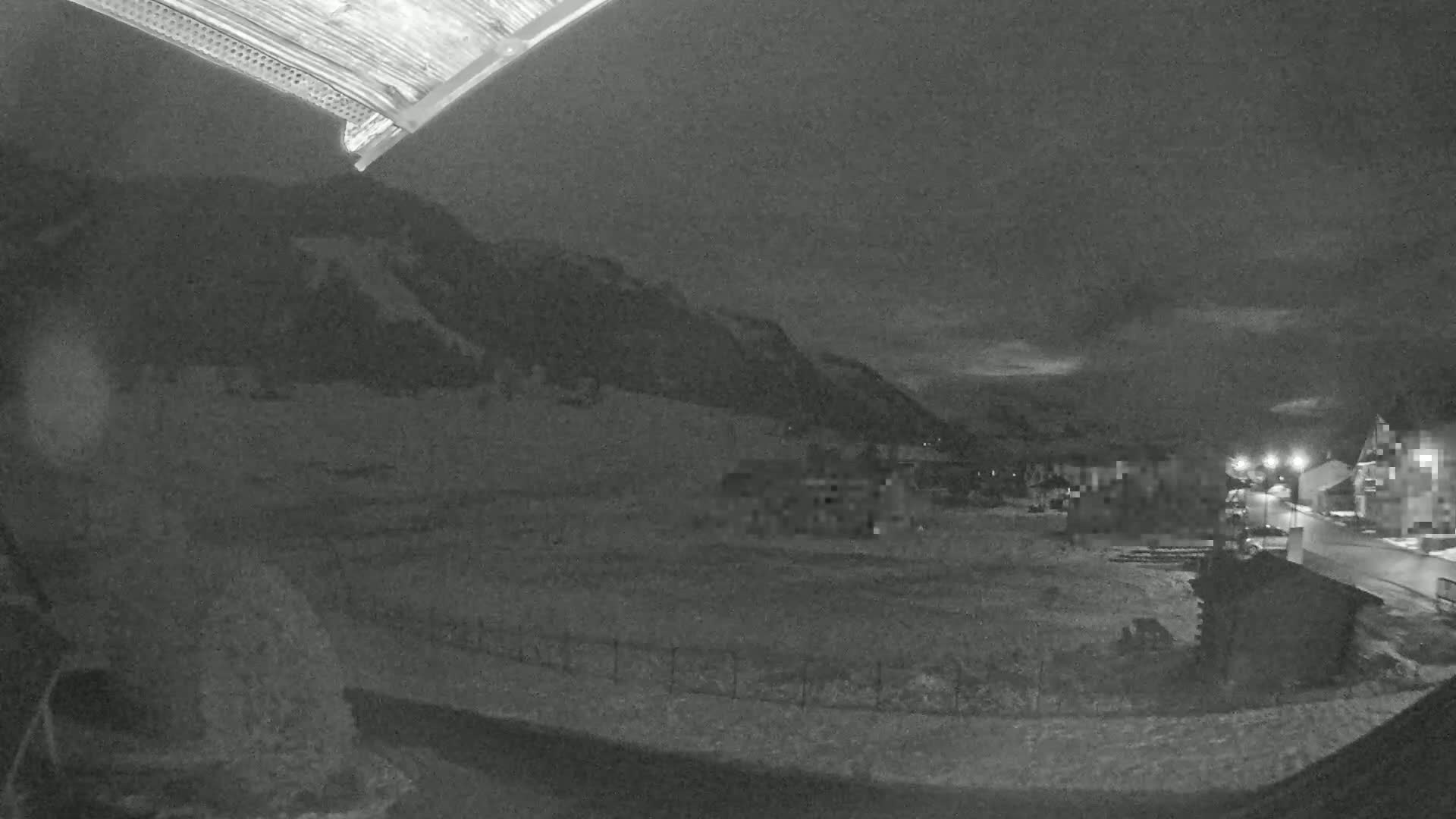 Col de Romme Village Live Cam - Bonneville, Haute-Savoie, Auvergne-Rhone-Alpes, France