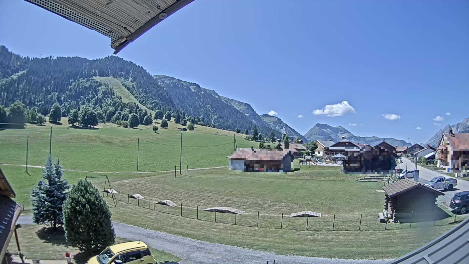 Col de Romme Village Live Cam - Bonneville, Haute-Savoie, Auvergne-Rhone-Alpes, France